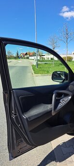 Toyota Rav4 2.2 D-D4 r.v.2011 - 9