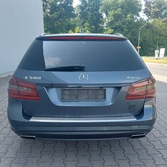 Mercedes-Benz třídy E kombi E500 AMG Line 4Matic Air (č.1095 - 9