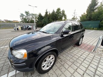 Volvo XC90 D5 AWD – 7 míst, nafta, spolehlivý vůz - 9