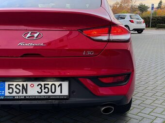 Hyundai i30 fastback 1.5 t-gdi 118 kw / 2022 - 9