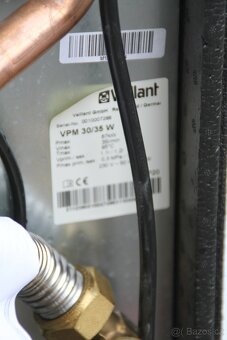 Prodám akumulační nádrž Vaillant s přímím ohřevem teplé vody - 9