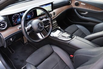 MERCEDES-BENZ E 400D 4MATIC AMG PAKET 243kW - 9