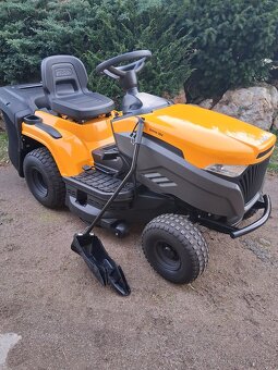 Zahradni traktor STIGA Estate 384 - 9