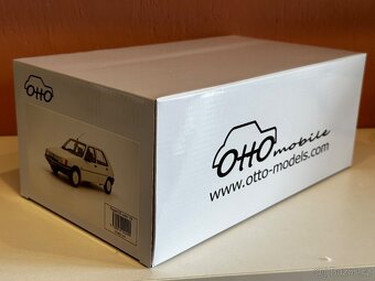 Peugeot 205 Junior bílá - 9