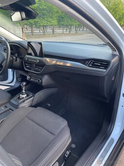 Ford Focus 1,5 110 kw - 9