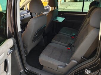 PRODÁM VOLKSWAGEN TOURAN FACELIFT 1.9 TDI 77 KW - 9