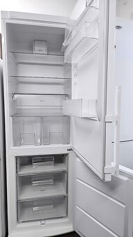 Lednice s mrazákem BOSCH, kombinovaná, výška 185 cm, š 60 - 9