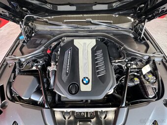 BMW M550D xDrive touring - 9