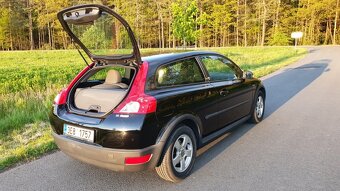 Prodám VOLVO C30 1.596 ccm benzin - 9