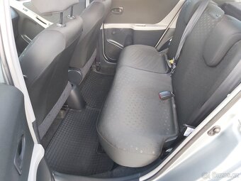 Toyota Yaris D-4D 2007, 87.000 km, TOP STAV - 9
