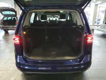 VW Touran Comfortline 2.0TDI 110kW DSG Matrix Tažné ACC ERGO - 9