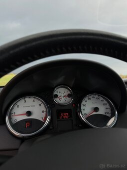 Peugeot 207cc 1.6i - 9