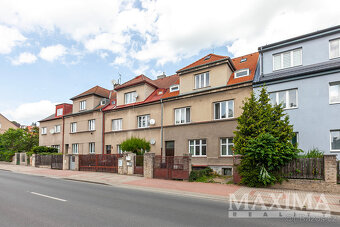 Dům 6 a více o ploše 390 m2 - Praha, Kobylisy - 9