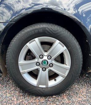 Škoda Octavia II 1.2 TSI 77 kW Navi,Výhřevy,Servis - 9