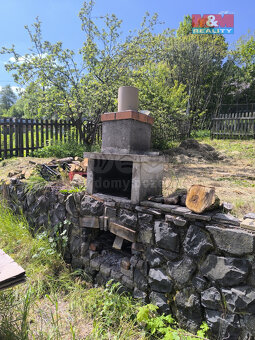 Prodej chaty se zahradou, 448 m², Malá Veleň - 9