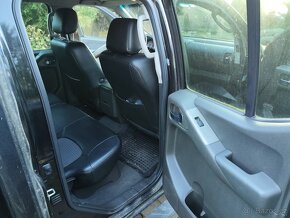 Prodam Nissan Navara, 2,5 DCI 126KW, manuál - 9