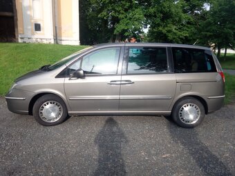 Lancia Phedra 2,2 JTD - 9
