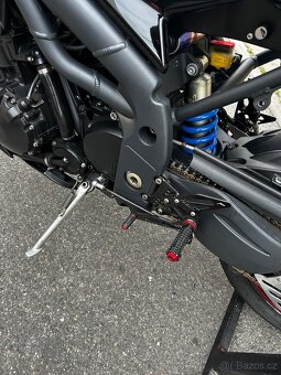 Triumph Speed Triple 1050 - 9