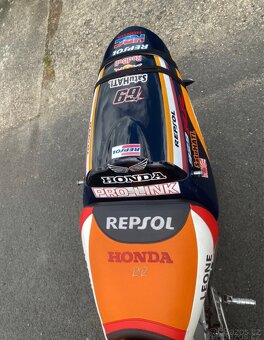 Honda CBR 929rr - 9
