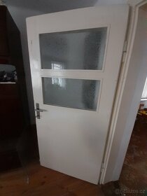 Keramika , růžový porcelán, sošky psů, obrazy - 9