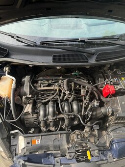 Ford fiesta 1.4 benzín +lpg - 9