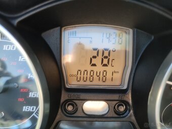 Piaggio MP3 400 LT 8tkm - 9