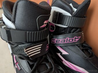 Dětské kolečkové brusle - 9