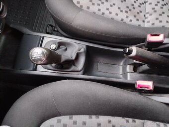 Prodám Škoda fabia 1.2 HTP - 9