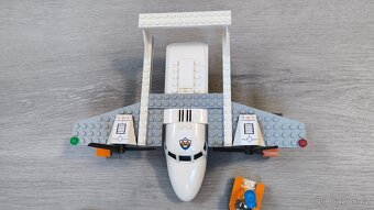 Lego 60158, 60164, 60178 - 9