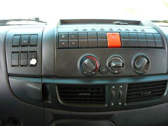 IVECO EUROCARGO ML 120 E 25 CHLADÁK - 9