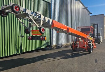 Stavební výtah BÖCKER 31m, kloub 11m - motor HONDA - CZ SPZ - 9