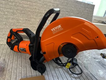 Elektrická řezačka betonu (525) - 9