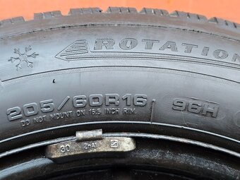 Zimní Dunlop a Fulda 205/60/16 + disky - 9