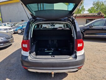 ŠKODA YETI 2,0TDI XENONY TAŽNÉ - 9