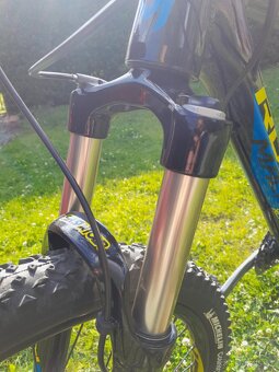 Horské kolo RockMachine 19" - 9