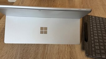Microsoft surface pro 9 - 9