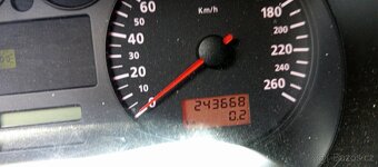 Seat Leon 1.8 TURBO rv.00 STK 7/26 - 9