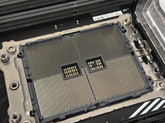 ASUS Prime TRX40-Pro S - 9