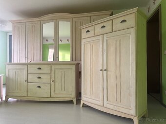 Jitona VENETO, bílá, celomasiv, 2KOMODY - 9