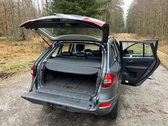 Renault Koleos 2.5i 16V,         4x4 - 9