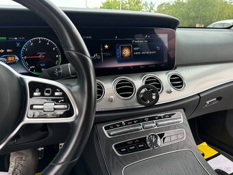 Mercedes-Benz E 300 2020 - 9