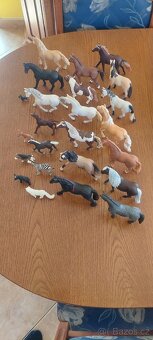 Schleich koně - 9