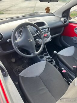 Peugeot 107 1.0i - 9