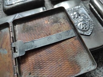 postříbřené tabatěrky NSDAP,Wehrmacht a další - 9
