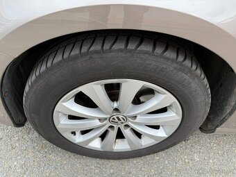 Volkswagen Passat 2.0Tdi 103kw r.v.2011 B7 - 9