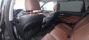 Hyundai Santa Fe 1.6 T-GDI HEV Style 4x4 – stylově, s grácií - 9
