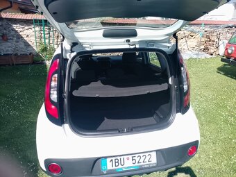 KIA SOUL 1.6 CVVT 91 kW, r.v. 2018 - TOP STAV - 9
