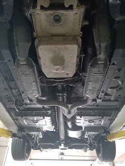 Prodám Ford mustang - 9