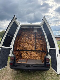 VW TRANSPORTER POJÍZDNÉ OBČERSTVENÍ - 9