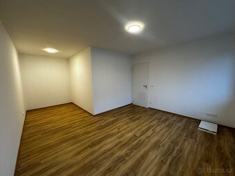 Pronájem novostavby 2+kk bez provize - 9